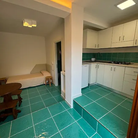 Le Roccette San Leonardo Apartment *
